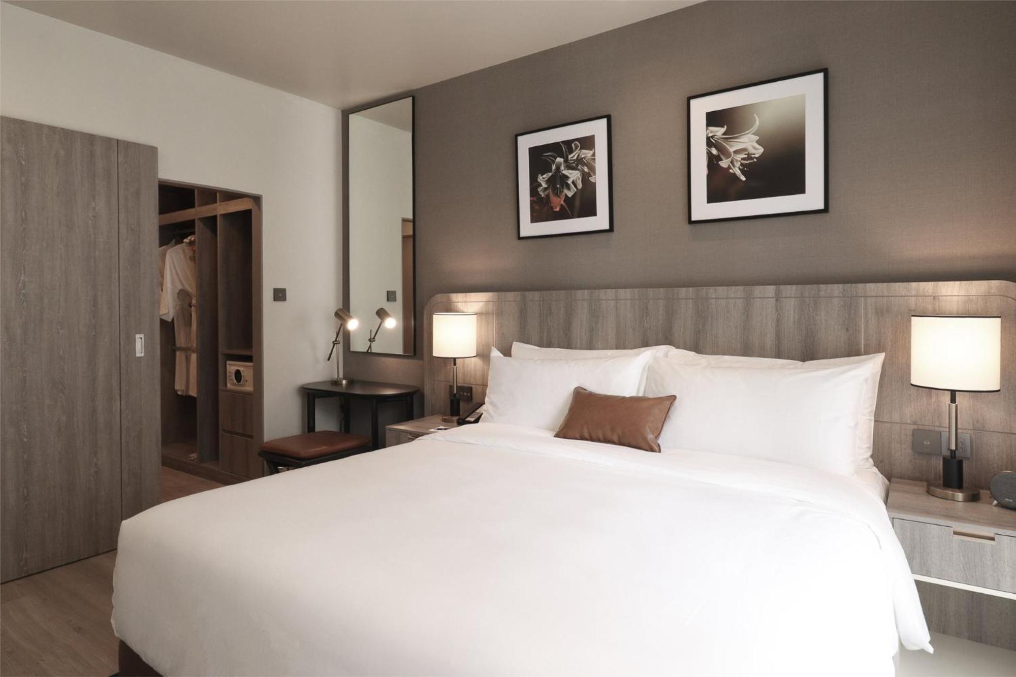 Staybridge Suites Bangkok Sukhumvit By Ihg Εξωτερικό φωτογραφία