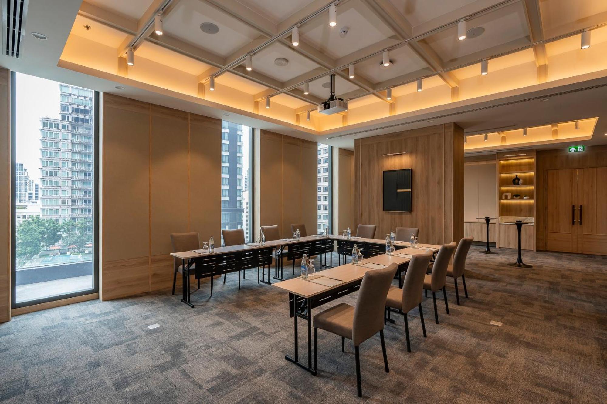 Staybridge Suites Bangkok Sukhumvit By Ihg Εξωτερικό φωτογραφία