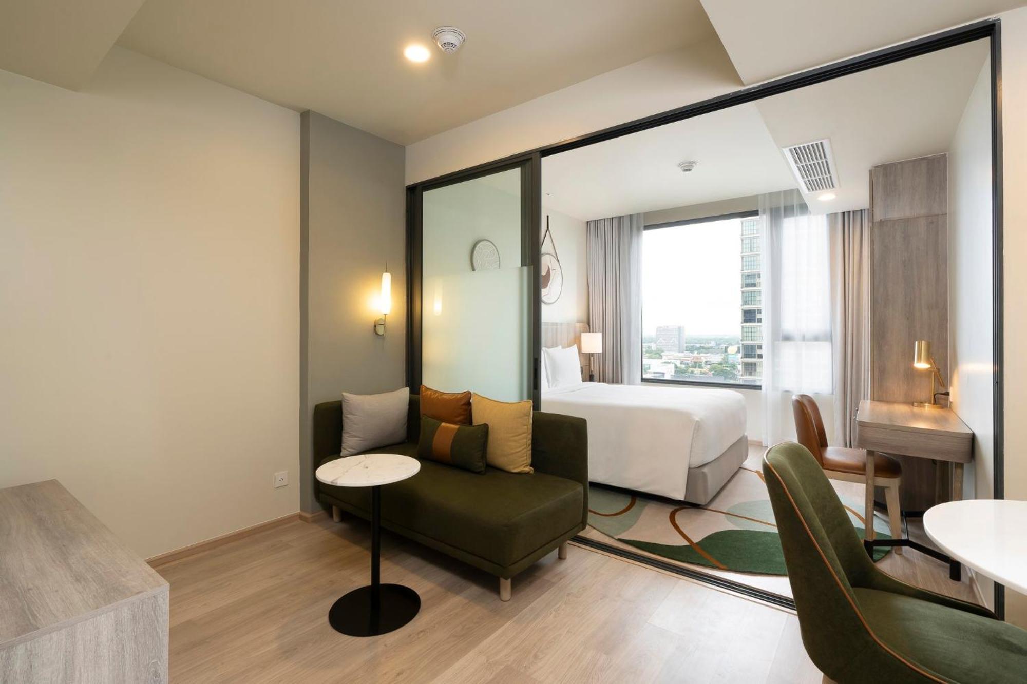 Staybridge Suites Bangkok Sukhumvit By Ihg Εξωτερικό φωτογραφία