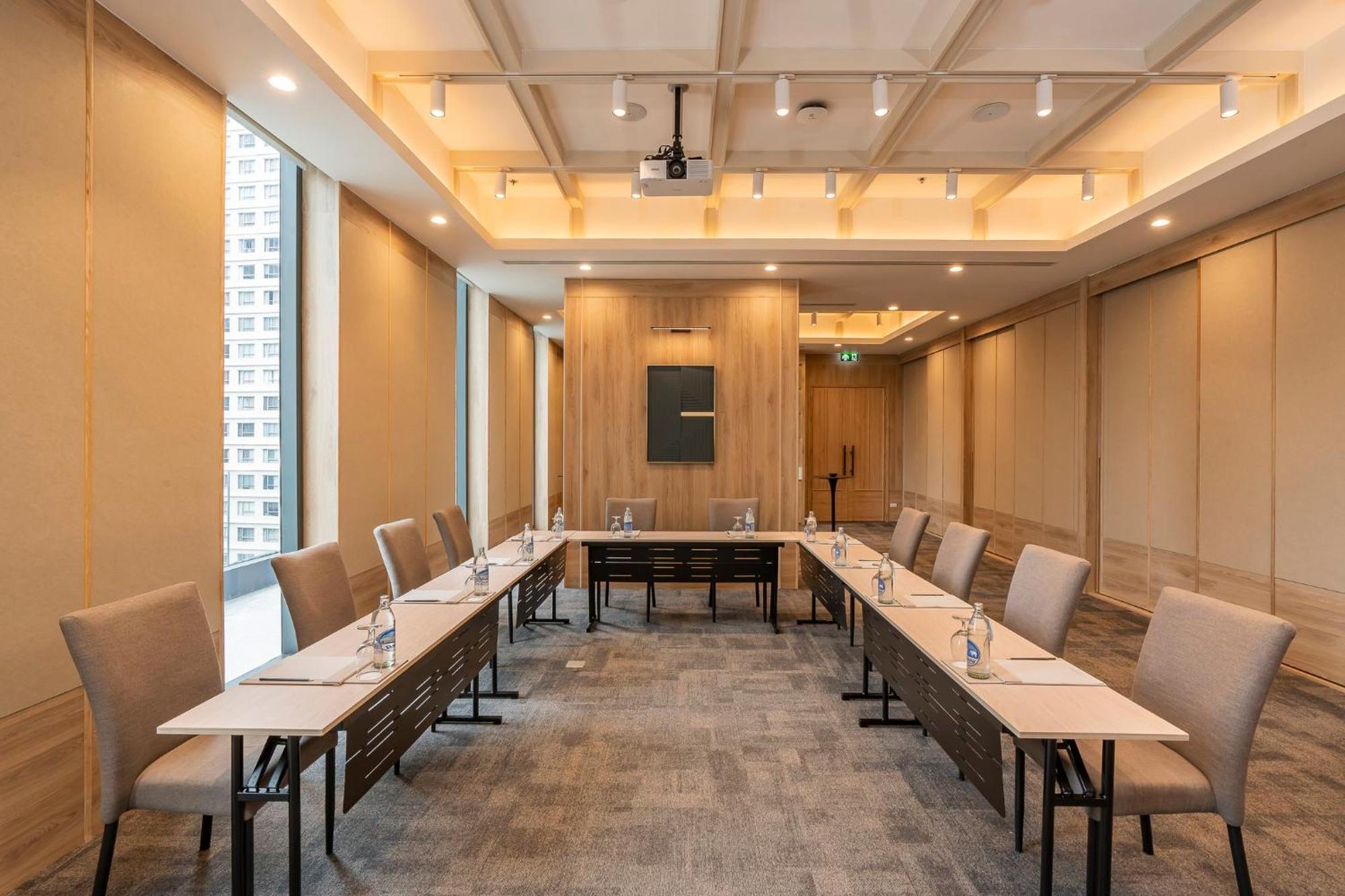 Staybridge Suites Bangkok Sukhumvit By Ihg Εξωτερικό φωτογραφία
